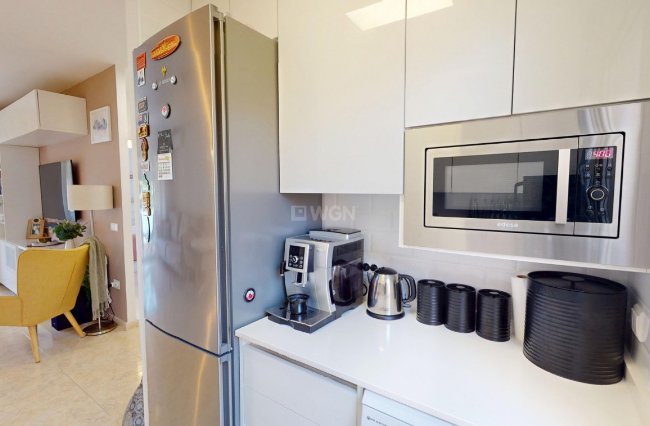 Odsprzedaż - Mieszkanie w bloku - Los Narejos - Costa Calida