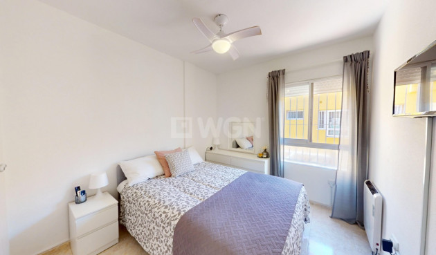 Odsprzedaż - Mieszkanie w bloku - Los Narejos - Costa Calida