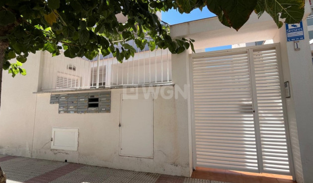 Odsprzedaż - Mieszkanie w bloku - Los Narejos - Costa Calida