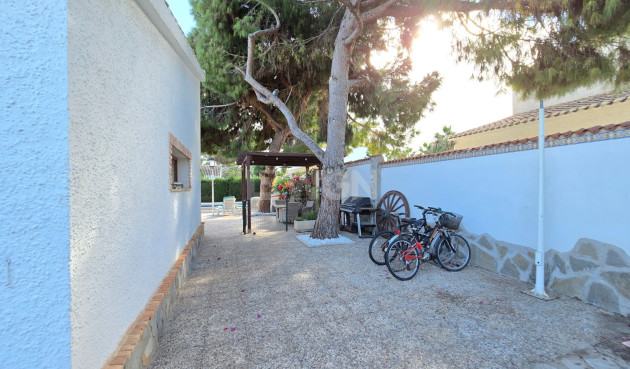 Odsprzedaż - Villa - Orihuela Costa - Costa Blanca