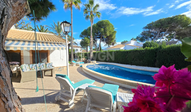 Odsprzedaż - Villa - Orihuela Costa - Costa Blanca