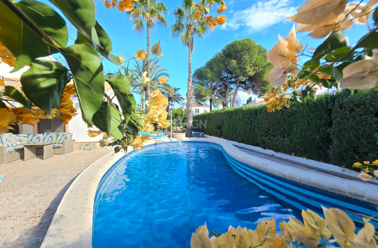 Odsprzedaż - Villa - Orihuela Costa - Costa Blanca