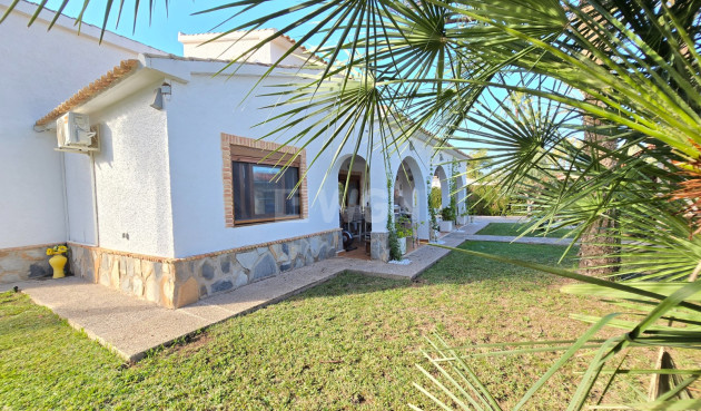 Odsprzedaż - Villa - Orihuela Costa - Costa Blanca