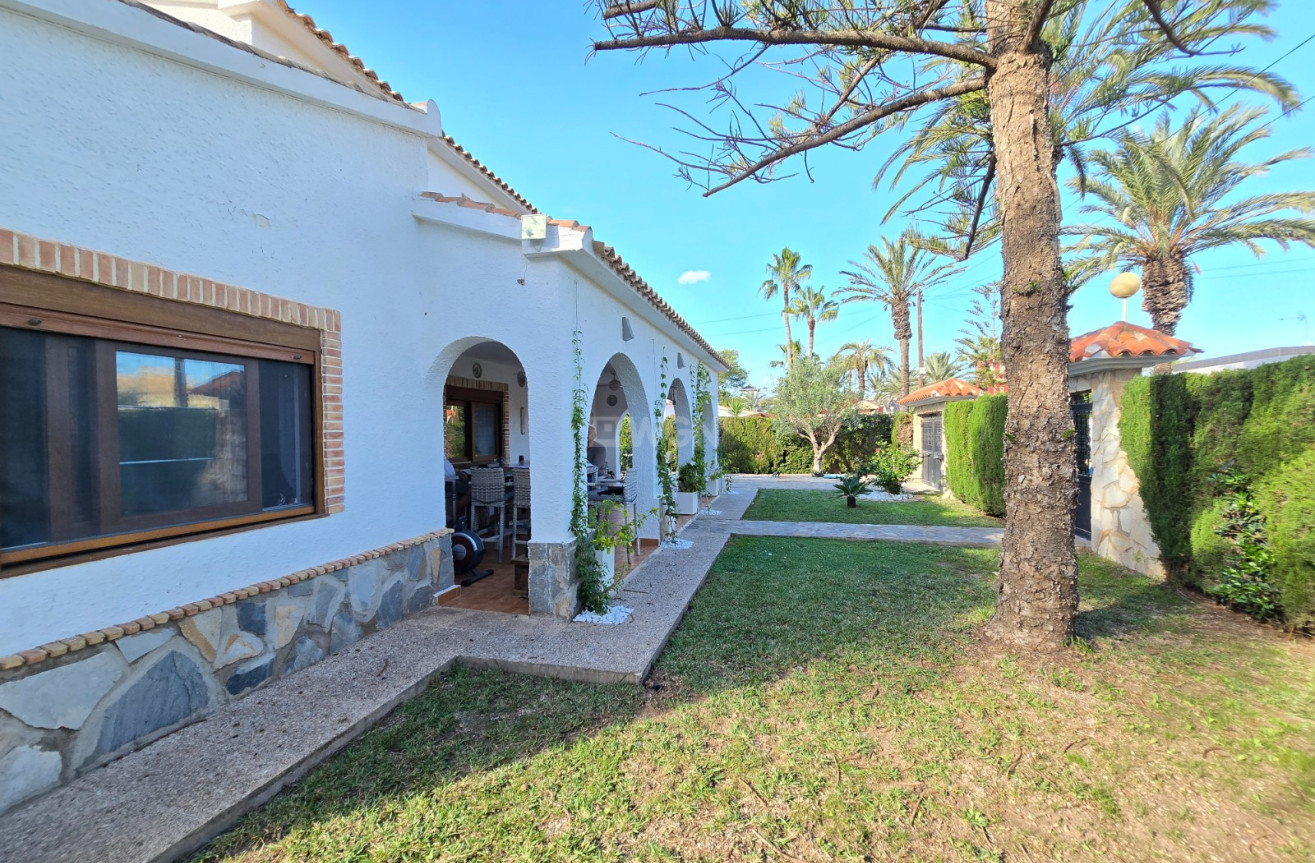 Odsprzedaż - Villa - Orihuela Costa - Costa Blanca