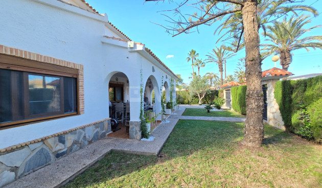 Odsprzedaż - Villa - Orihuela Costa - Costa Blanca