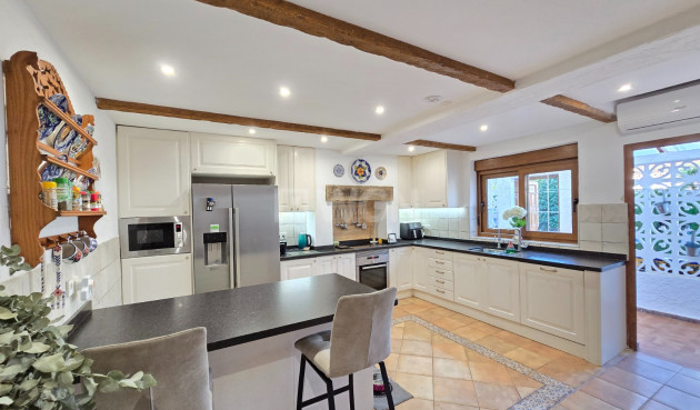 Odsprzedaż - Villa - Orihuela Costa - Costa Blanca