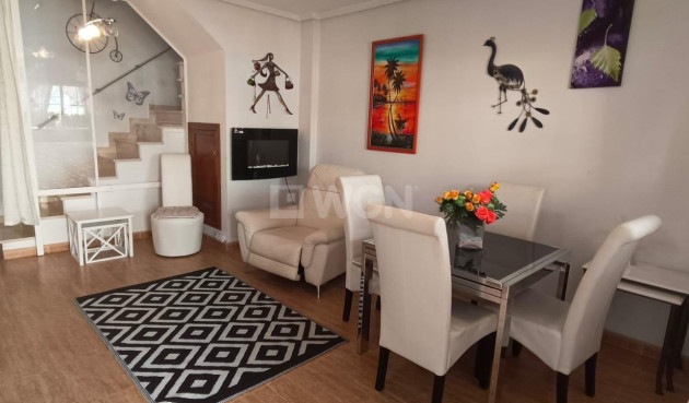 Odsprzedaż - Bungalow - Orihuela Costa - Los Almendros-la Florida