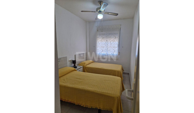 Odsprzedaż - Bungalow - Torrevieja - Playa De Los Naufragos