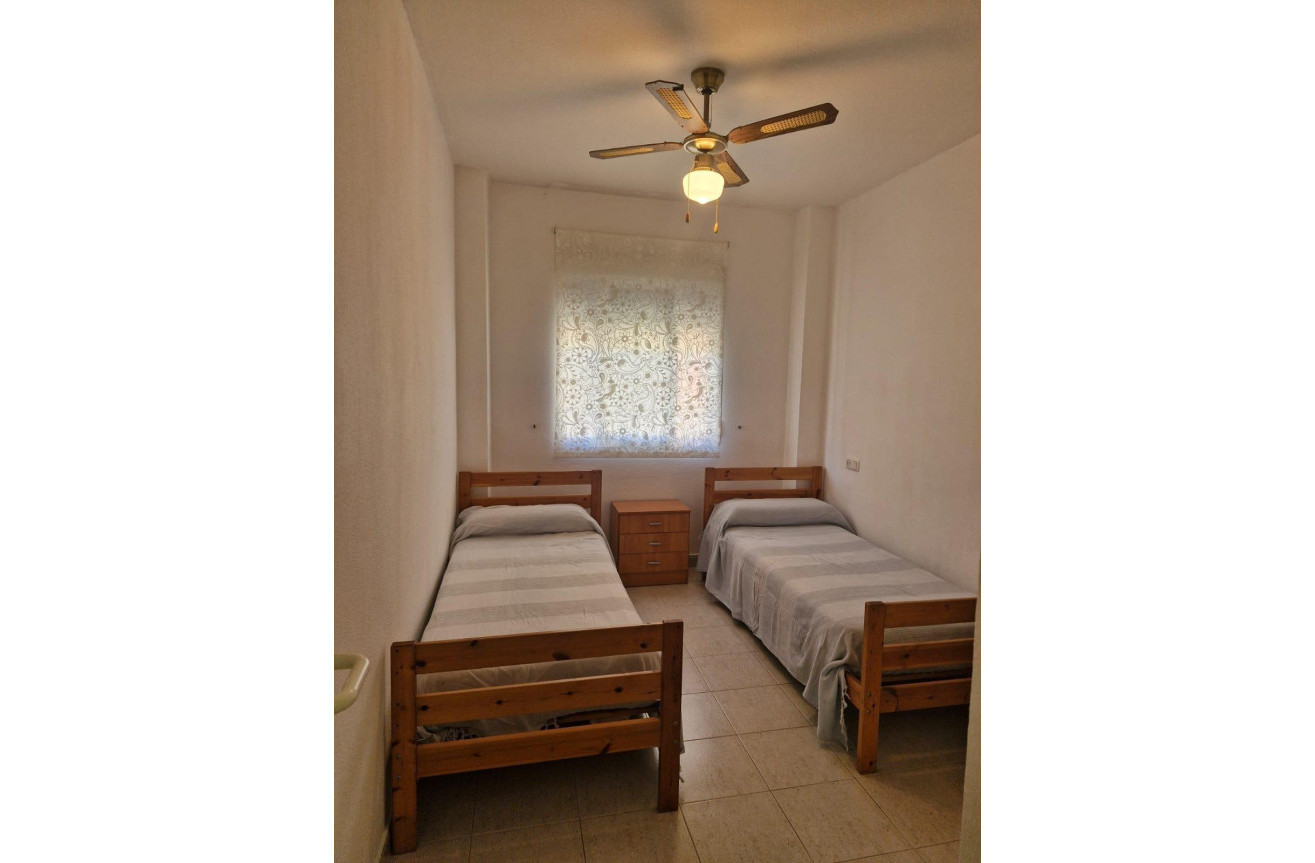 Odsprzedaż - Bungalow - Torrevieja - Playa De Los Naufragos