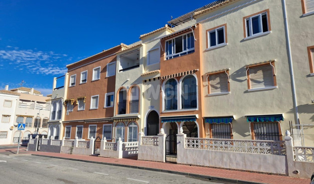 Odsprzedaż - Bungalow - Torrevieja - Playa De Los Naufragos