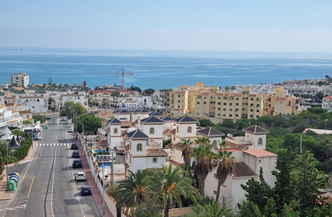 Odsprzedaż - Mieszkanie w bloku - Torrevieja - Torreblanca