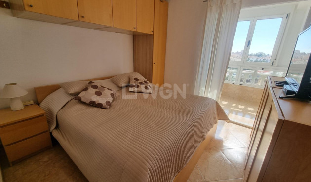 Odsprzedaż - Mieszkanie w bloku - Torrevieja - Torreblanca
