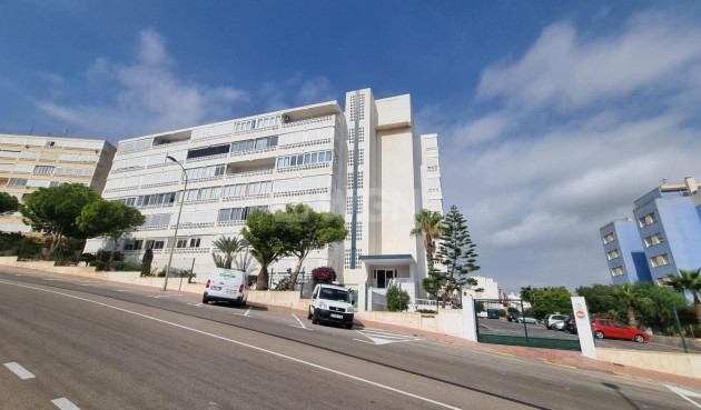 Odsprzedaż - Mieszkanie w bloku - Torrevieja - Torreblanca