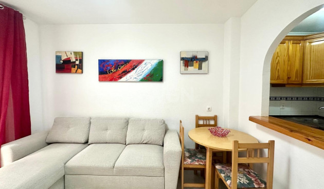 Odsprzedaż - Mieszkanie w bloku - Torrevieja - Acequion