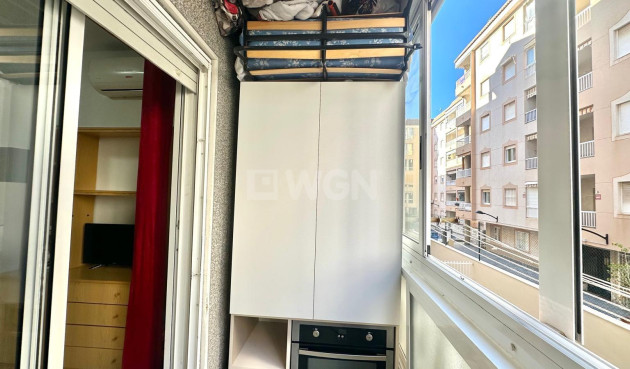 Odsprzedaż - Mieszkanie w bloku - Torrevieja - Acequion