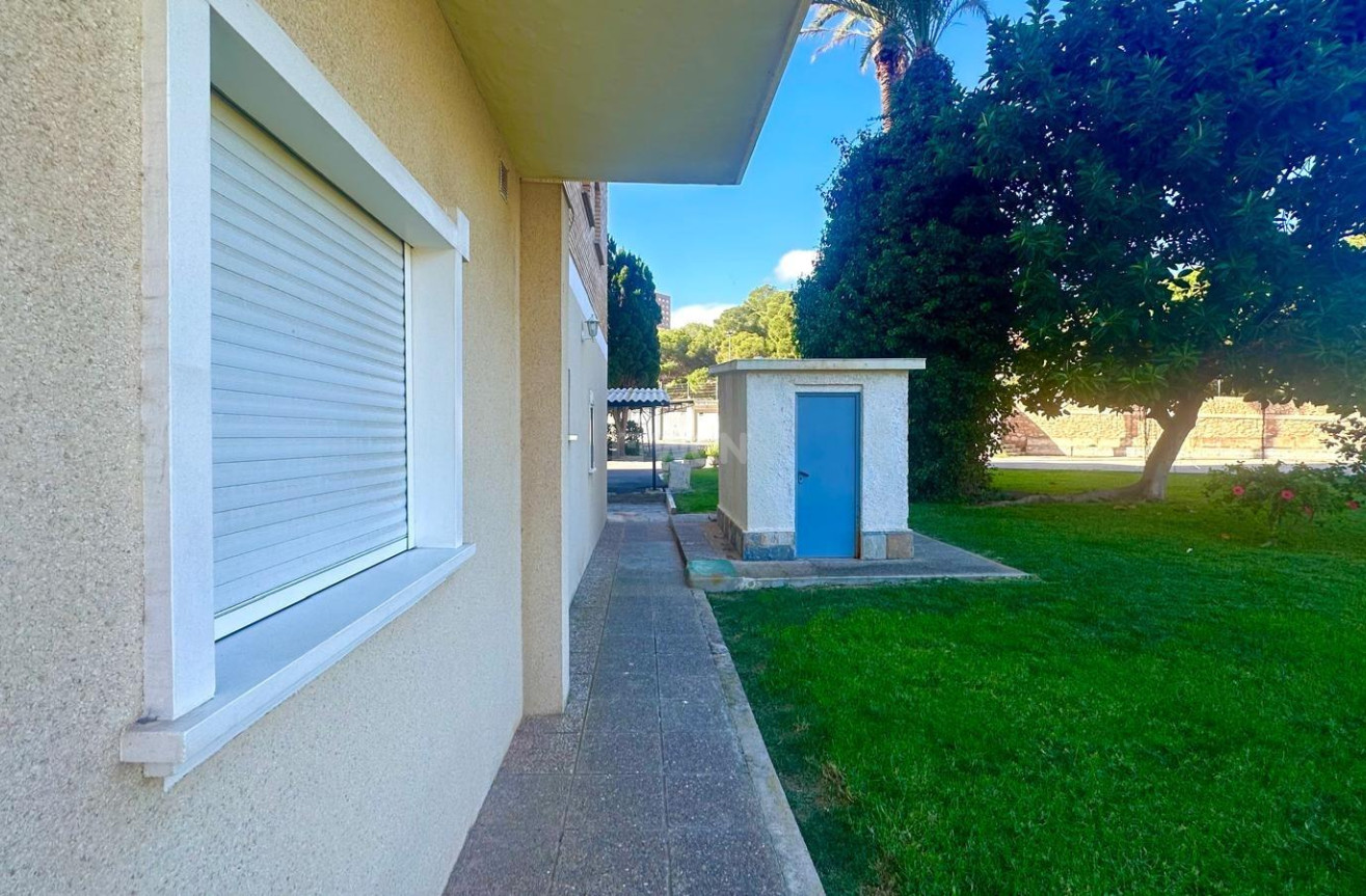 Odsprzedaż - Mieszkanie w bloku - Orihuela Costa - Altos De Campoamor