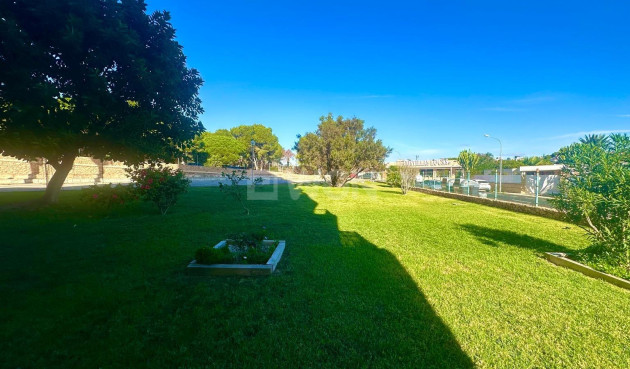 Odsprzedaż - Mieszkanie w bloku - Orihuela Costa - Altos De Campoamor