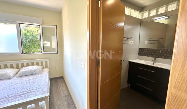 Odsprzedaż - Mieszkanie w bloku - Orihuela Costa - Altos De Campoamor