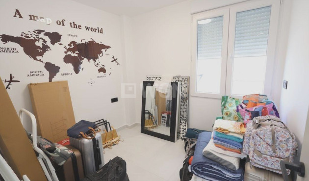 Odsprzedaż - Mieszkanie w bloku - Pilar de la Horadada - Costa Blanca