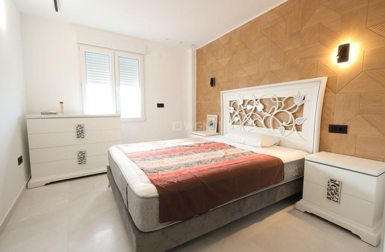 Odsprzedaż - Mieszkanie w bloku - Pilar de la Horadada - Costa Blanca