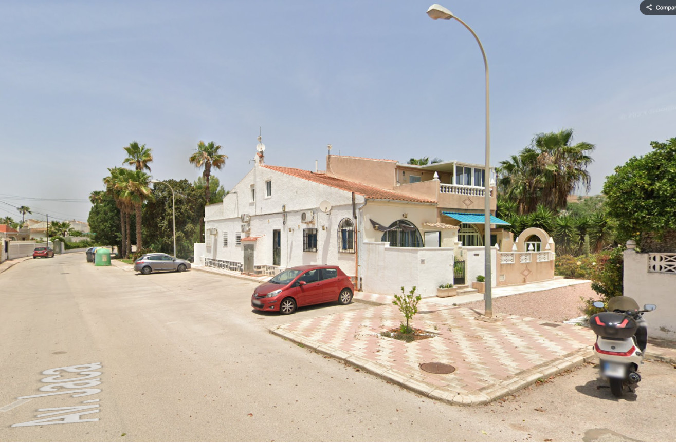 Odsprzedaż - Kamienica - Torrevieja - Costa Blanca