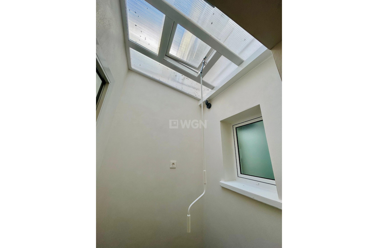 Odsprzedaż - Kamienica - Torrevieja - Costa Blanca