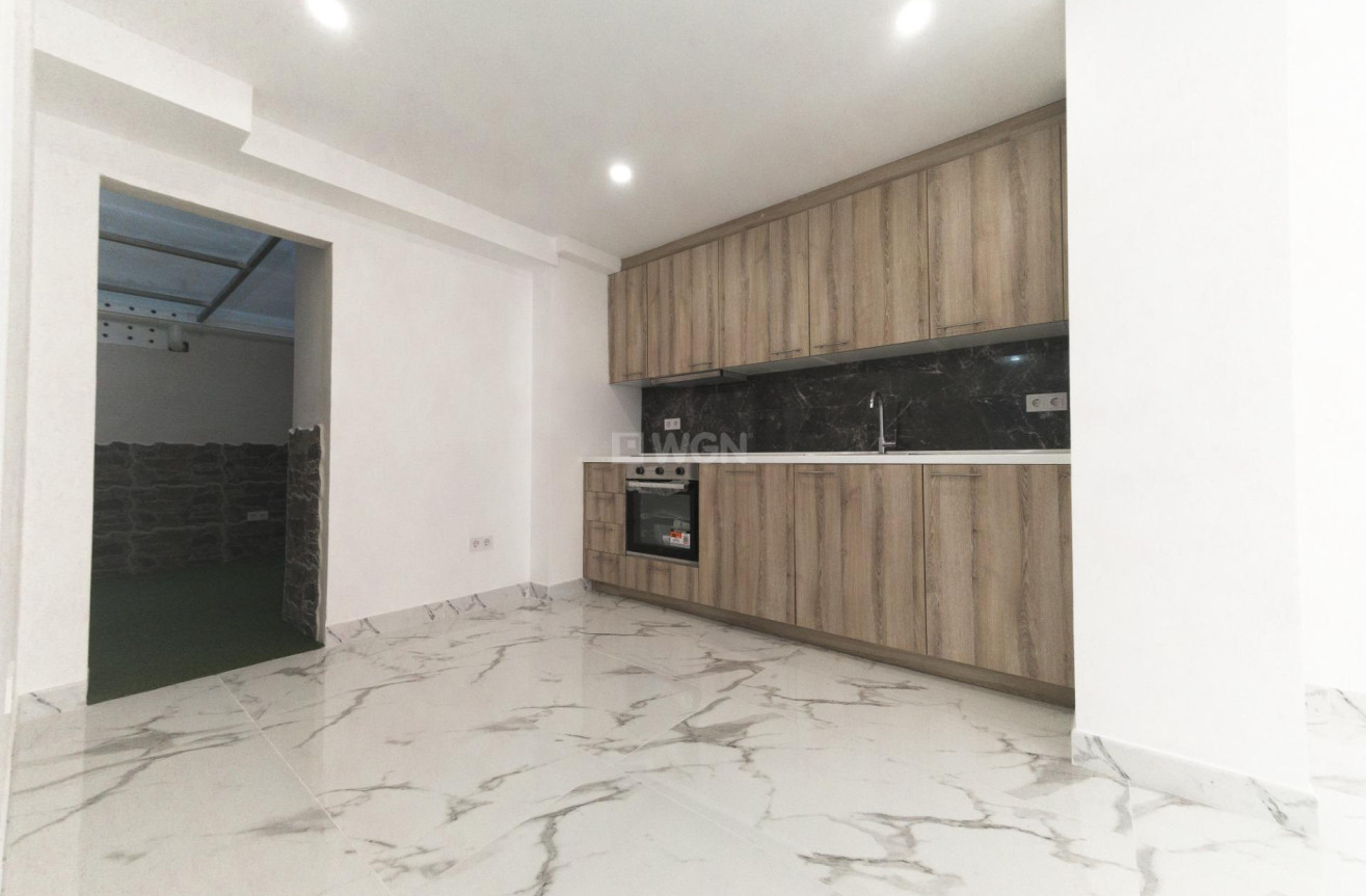 Resale - Apartment / flat - Torrevieja - Playa De Los Naufragos