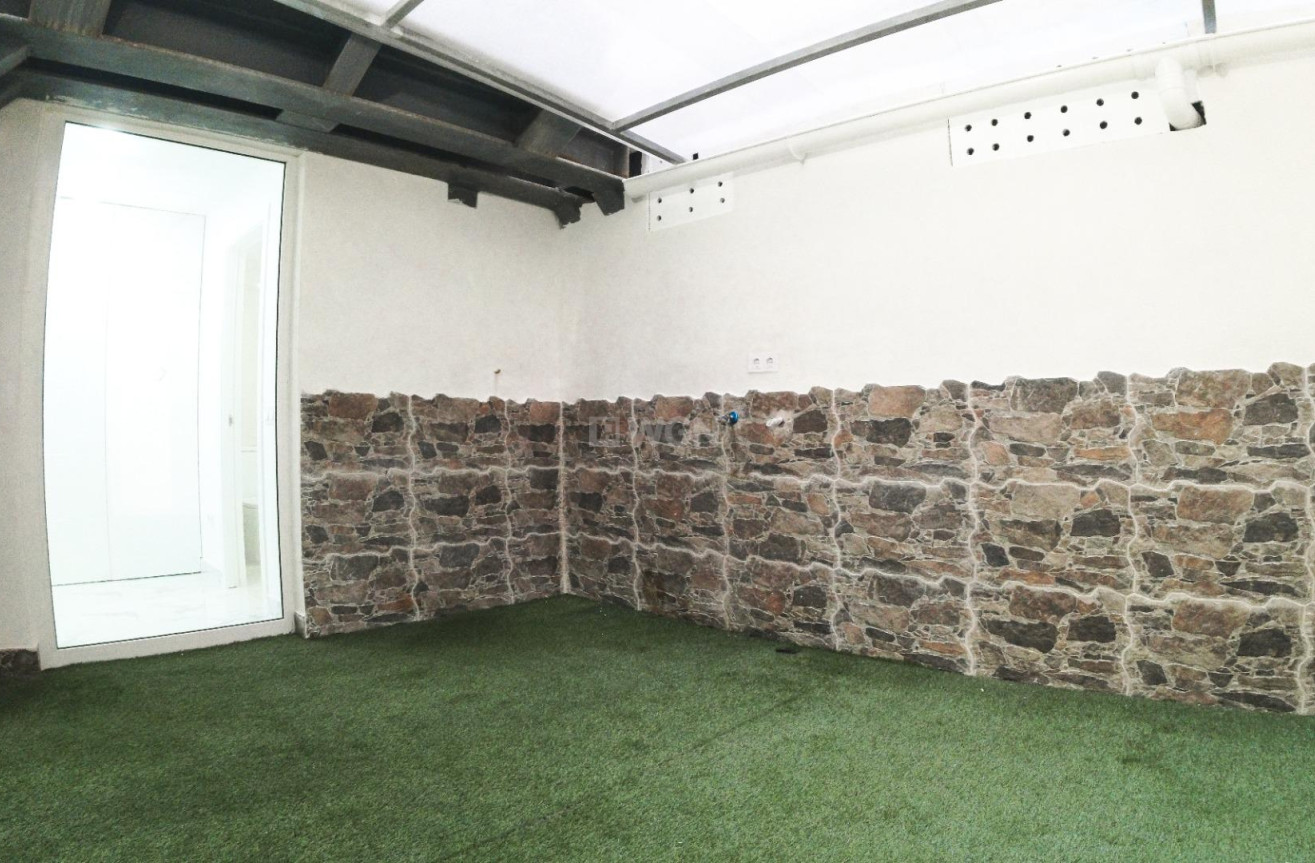 Resale - Apartment / flat - Torrevieja - Playa De Los Naufragos