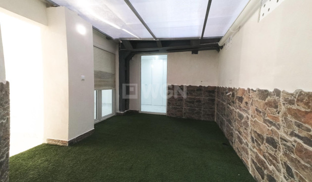 Resale - Apartment / flat - Torrevieja - Playa De Los Naufragos