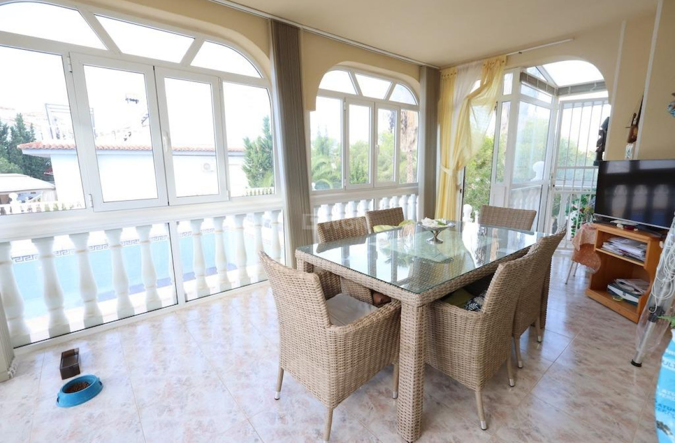 Odsprzedaż - Villa - Orihuela Costa - Costa Blanca