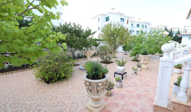 Odsprzedaż - Villa - Orihuela Costa - Costa Blanca