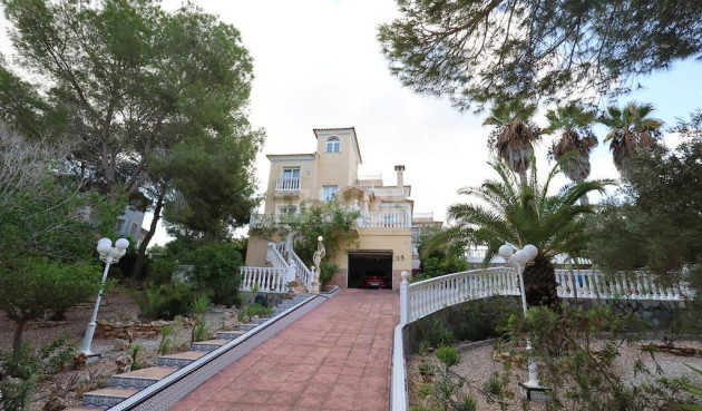 Odsprzedaż - Villa - Orihuela Costa - Costa Blanca