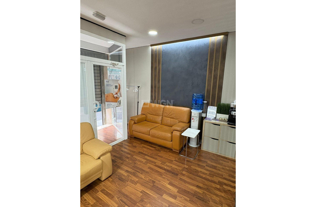 Reventa - Comercial - Torrevieja