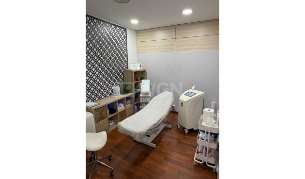 Reventa - Comercial - Torrevieja