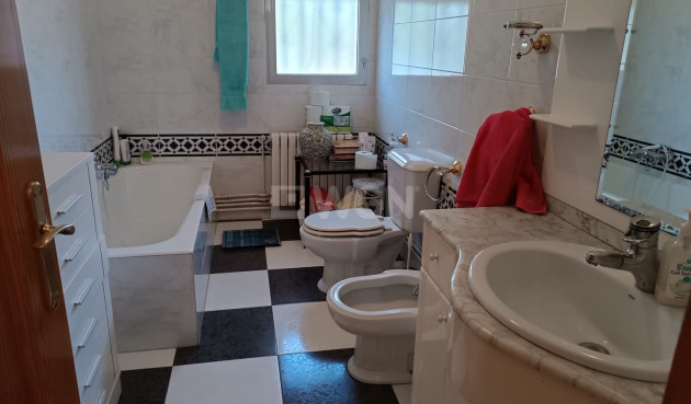 Odsprzedaż - Villa - Revuelta de Yecla - Inland