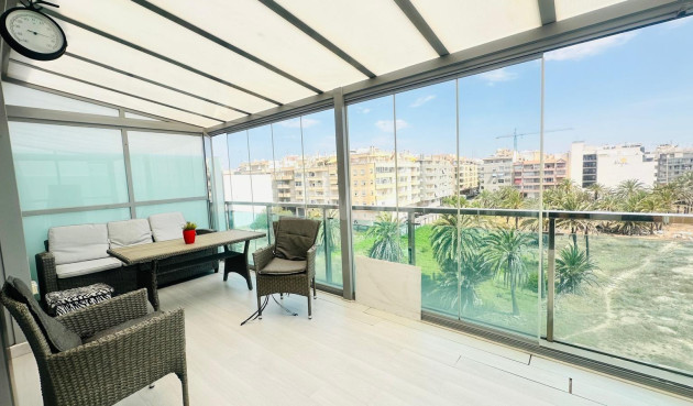 Odsprzedaż - Daszek - Torrevieja - Playa del Cura