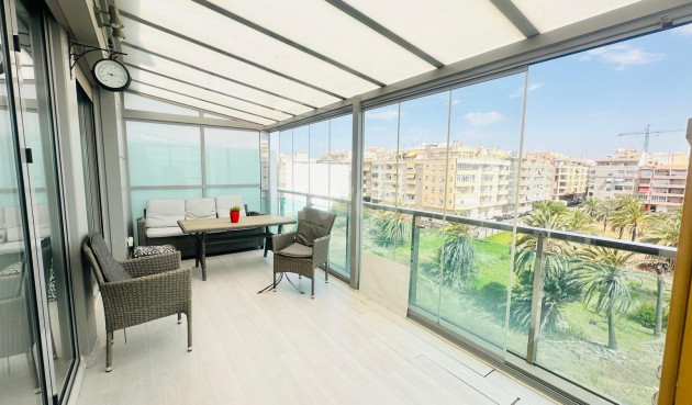 Odsprzedaż - Daszek - Torrevieja - Playa del Cura