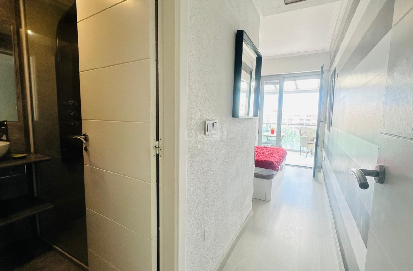 Odsprzedaż - Daszek - Torrevieja - Playa del Cura