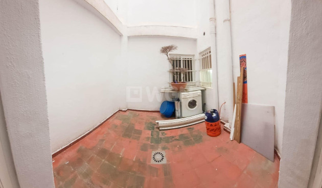 Odsprzedaż - Mieszkanie w bloku - Torrevieja - Centro