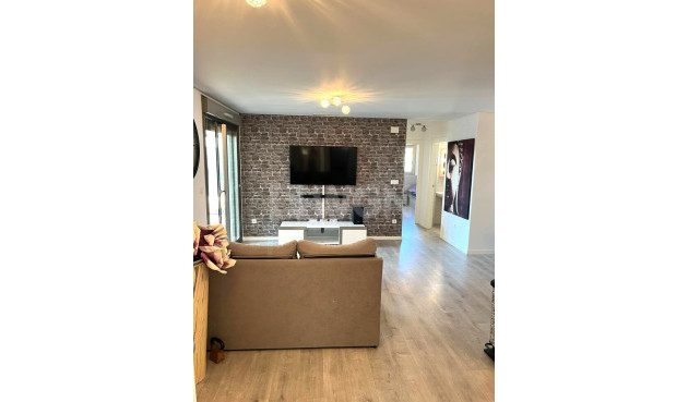 Odsprzedaż - Mieszkanie w bloku - Los Dolses - Inland