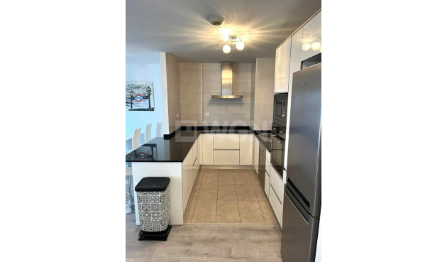 Odsprzedaż - Mieszkanie w bloku - Los Dolses - Inland