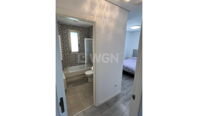 Odsprzedaż - Mieszkanie w bloku - Los Dolses - Inland