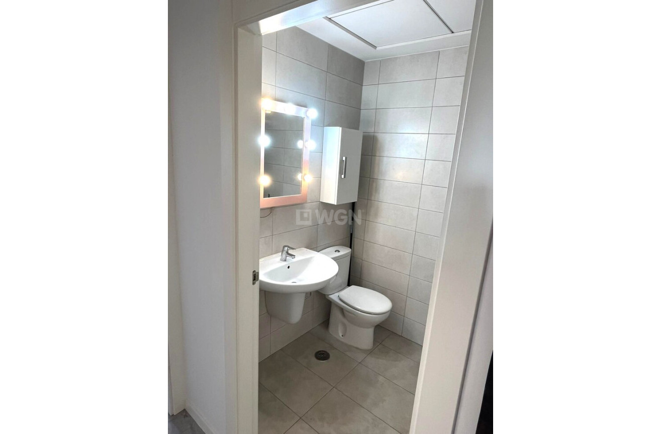 Odsprzedaż - Mieszkanie w bloku - Los Dolses - Inland