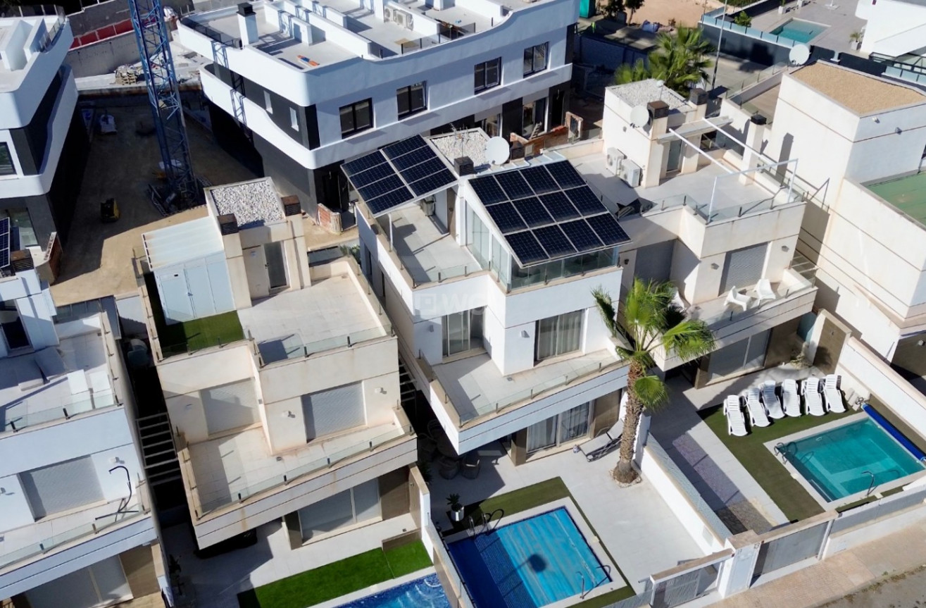 Odsprzedaż - Villa - Orihuela Costa - Costa Blanca