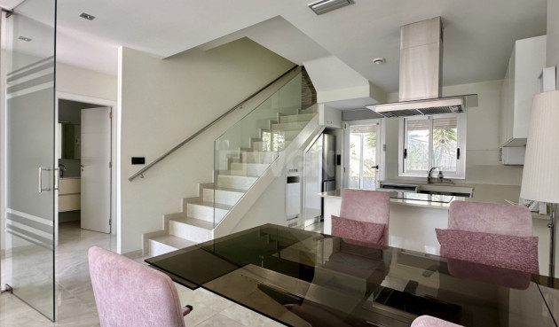 Odsprzedaż - Villa - Orihuela Costa - Costa Blanca