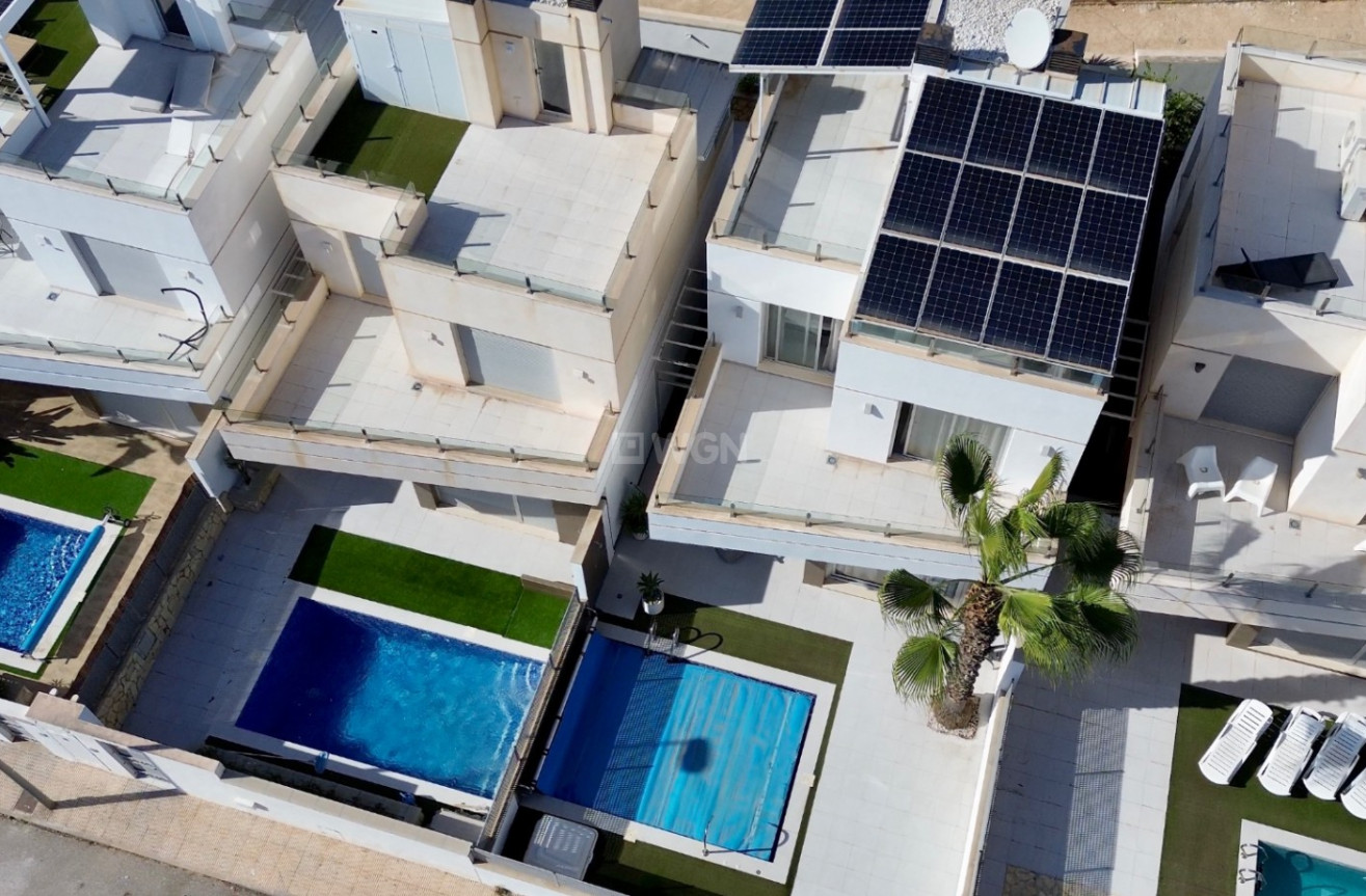 Odsprzedaż - Villa - Orihuela Costa - Costa Blanca