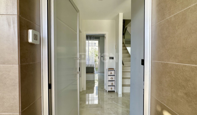 Odsprzedaż - Villa - Orihuela Costa - Costa Blanca