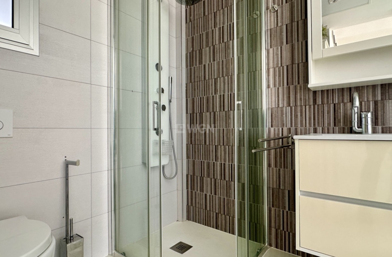 Odsprzedaż - Villa - Orihuela Costa - Costa Blanca