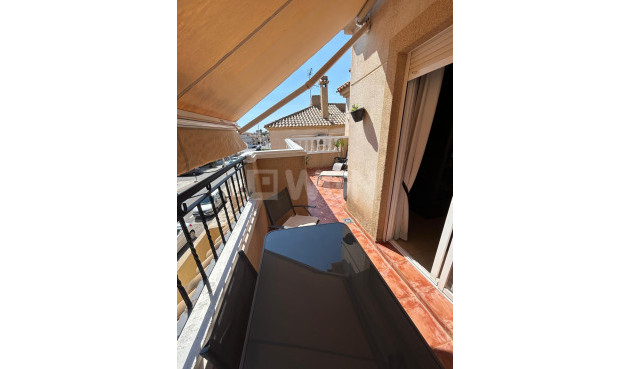 Odsprzedaż - Bungalow - Torrevieja - aguas nuevas