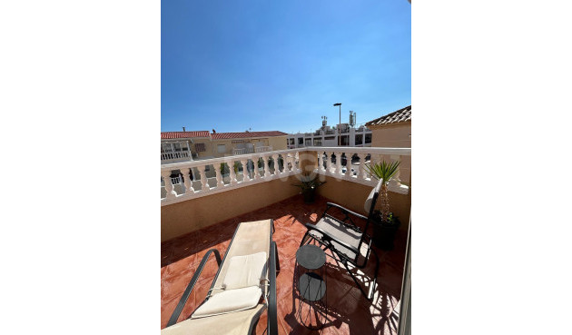 Odsprzedaż - Bungalow - Torrevieja - aguas nuevas